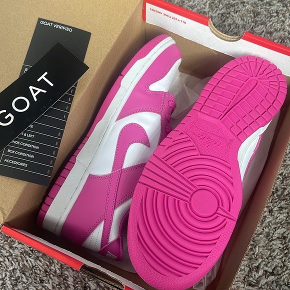 Nike dunk low’s - Picture 3 of 3